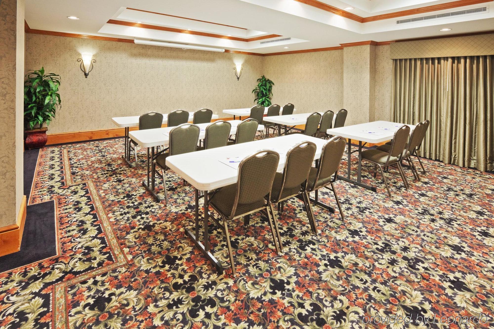 Holiday Inn Express Hotel & Suites Lawton-Fort Sill By Ihg Extérieur photo